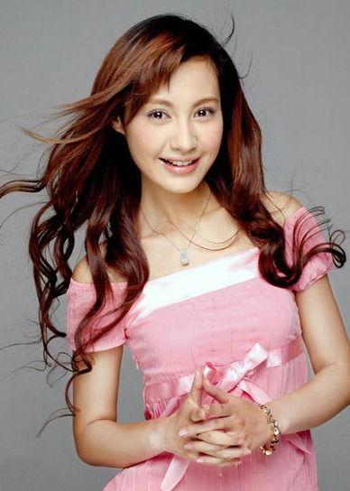 娱乐大爆料杨雪简介视频,娱乐大爆料中的璀璨星辉  第2张